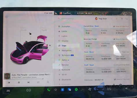 2020 Tesla Model 3 Standard Range Plus Rear-Wheel Drive/Standard Range Rear-Wheel Drive from USA, damaged, VIN 5YJ3E1EA6LF658076